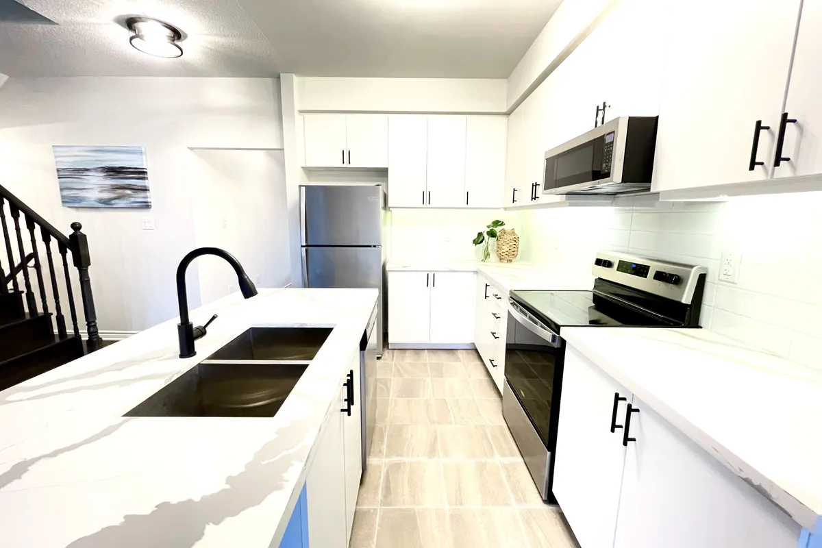 128 Village Gate Drive, ON L9Z 0J7