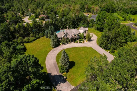 6 Midves Court, ON L9X 0P3