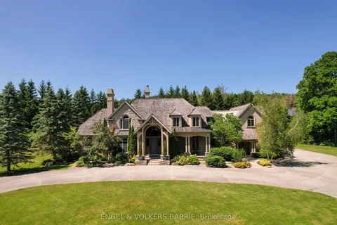 6 Midves Court, ON L9X 0P3