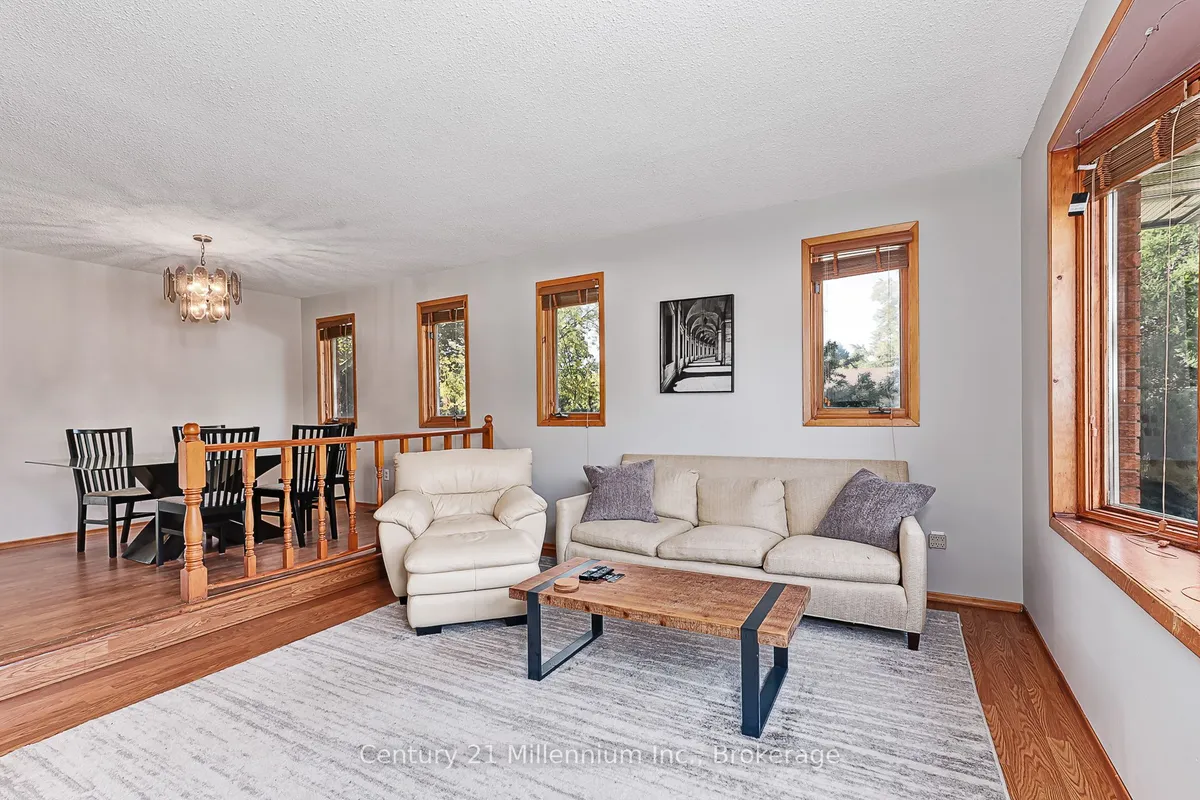 213 Jane Street, ON L0M 1S0