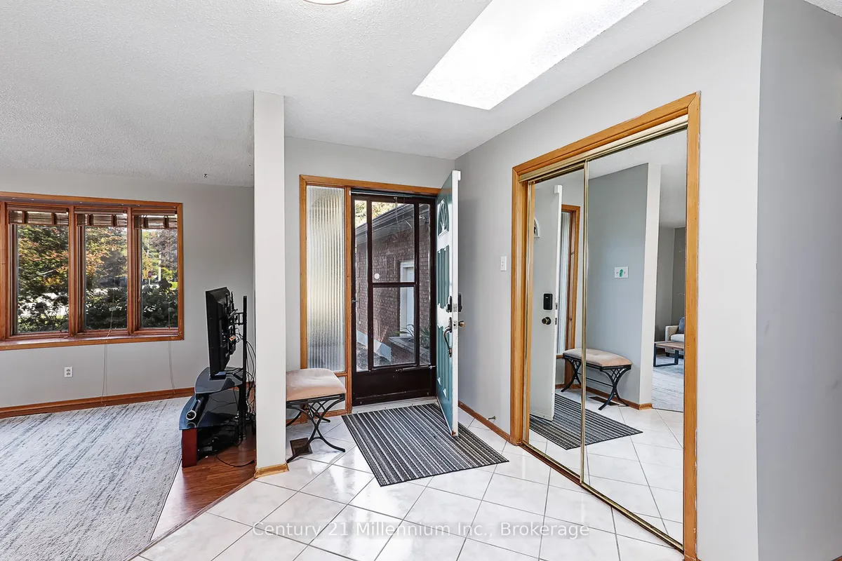 213 Jane Street, ON L0M 1S0