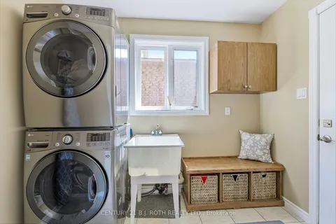 48 Crimson Ridge Road, ON L4N 9S1