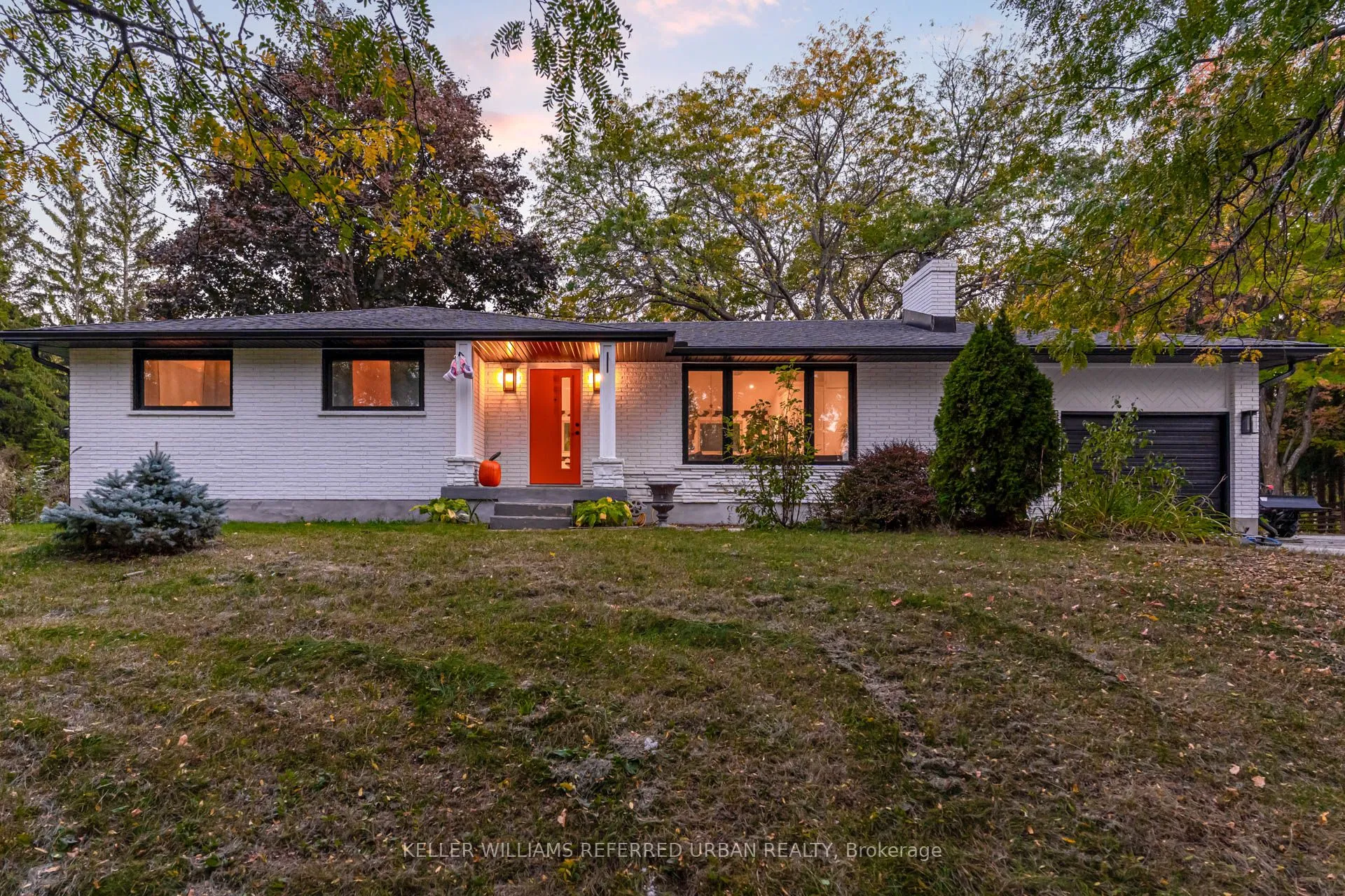 886 Sixth Street, ON L9Y 3Y9