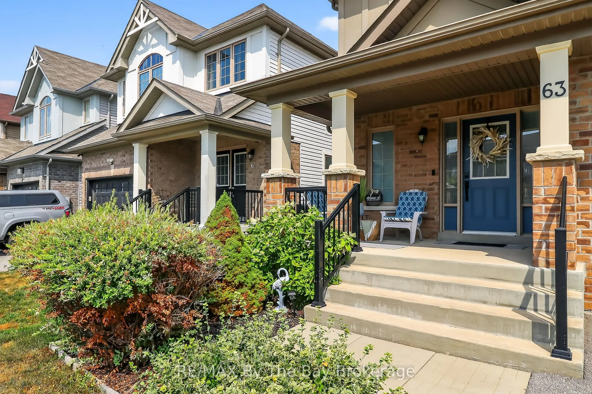 63 Robertson Street, ON L9Y 0X1