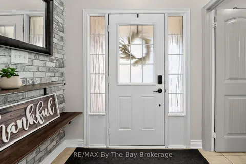 63 Robertson Street, ON L9Y 0X1