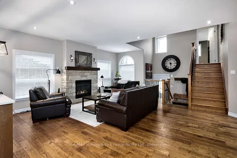 34 Davis Street, ON L9Y 0C8