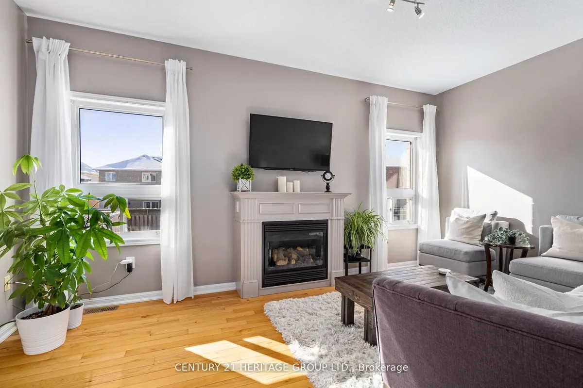 18 Tudor Crescent, ON L4M 0A8