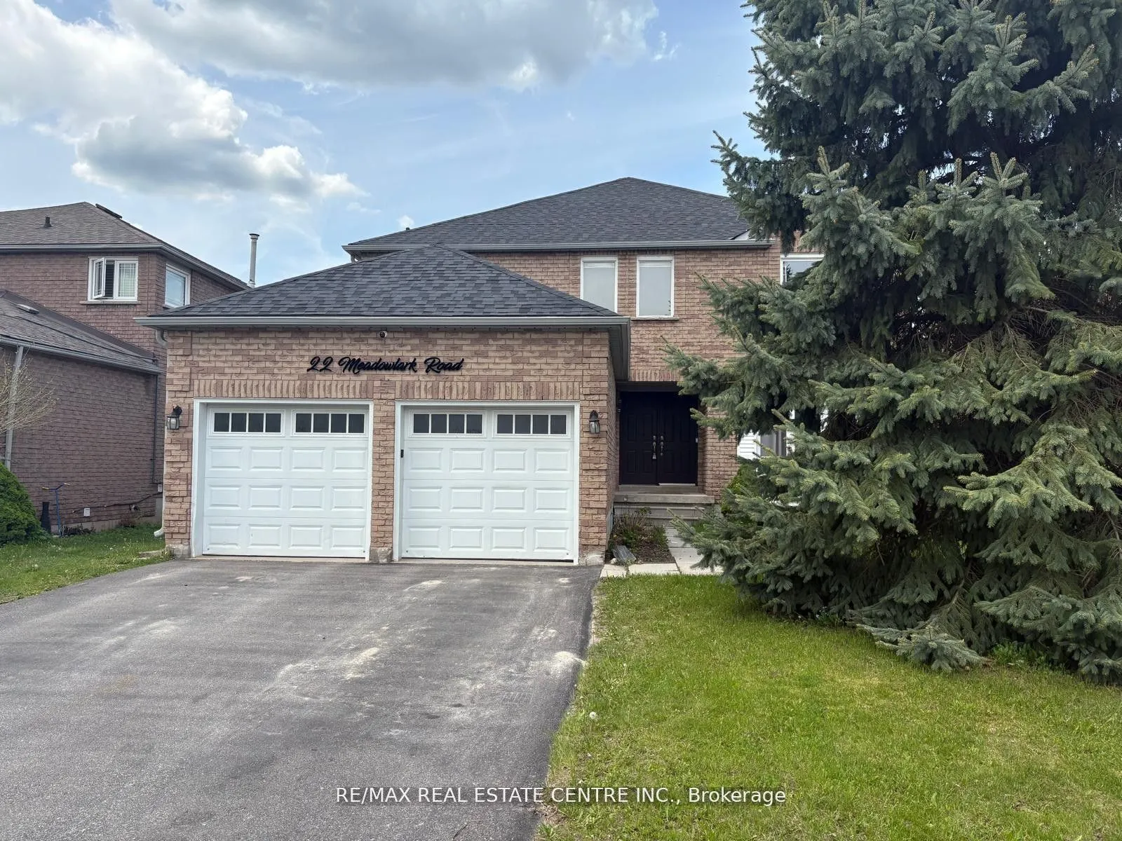 22 Meadowlark Road, ON L4M 6C8