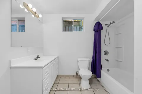 3 Meyer Avenue, ON L4M 6X2