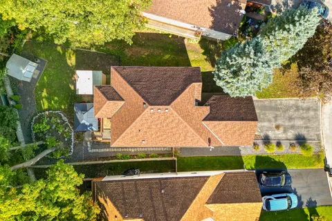 68 Dyer Drive, ON L9Z 1E4