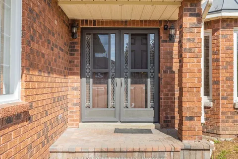 25 Golden Meadow Road, ON L4N 7E6