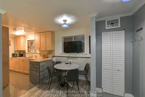 29 Quinn Avenue, ON L3V 3H6