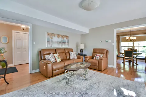 4043 Digby Drive, ON L3V 0X4