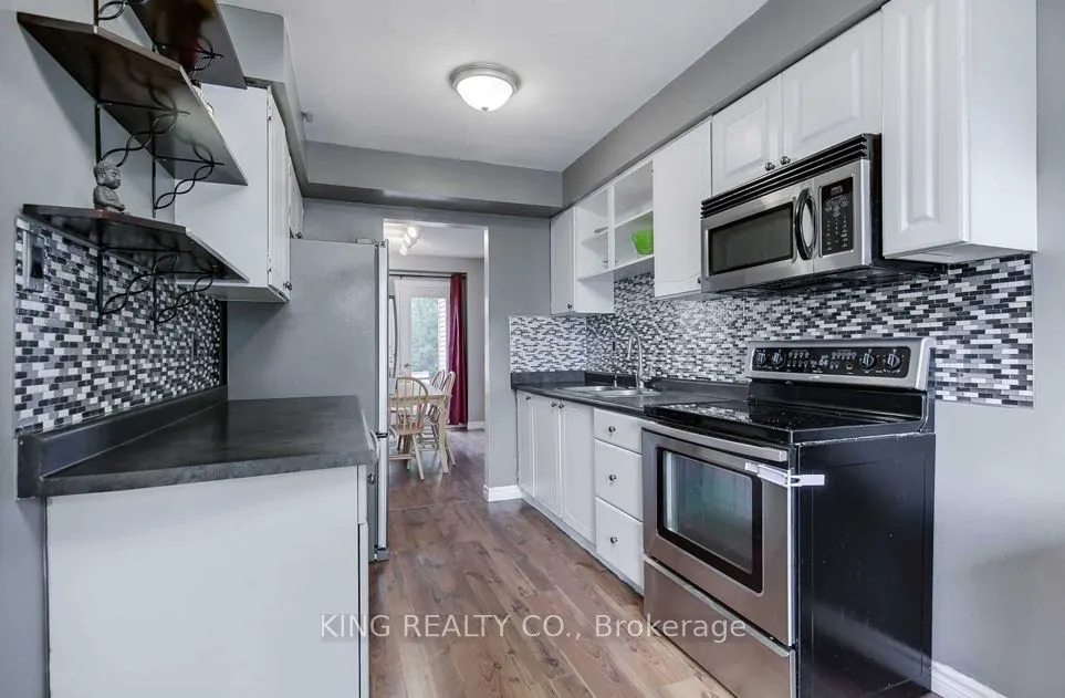 24 Lampman Lane, ON L4N 5B1