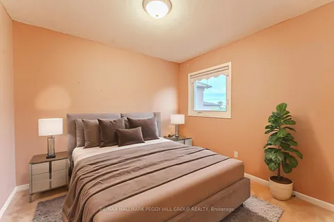 44 Cardinal Street, ON L4M 6C9