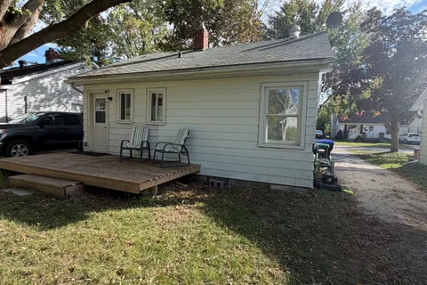 95 Eighth Street, ON L9Y 2C6