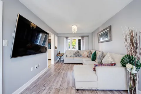 68 Heritage Court, ON L4N 0E3