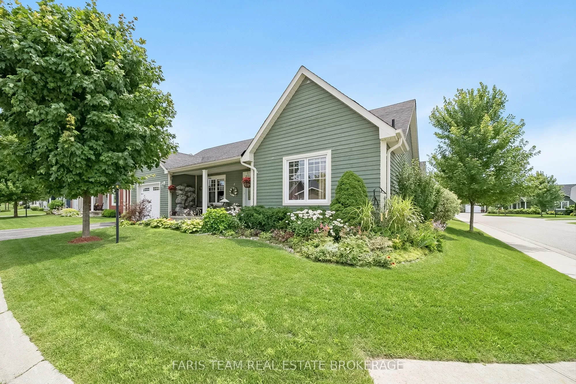 1 Bay Moorings Boulevard, ON L9M 1E7