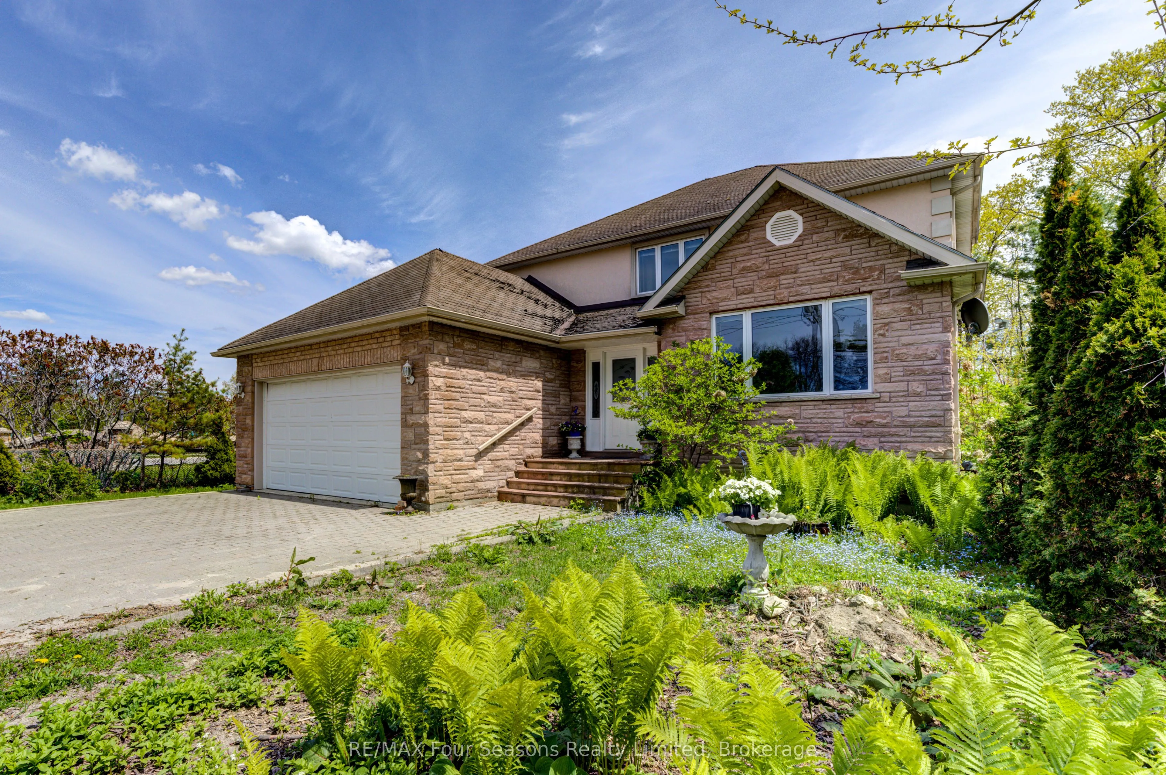 243 River Road, ON L9Z 2L1