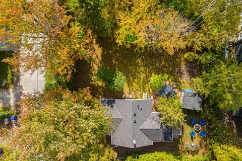 64 60th Street, ON L9Z 1V7