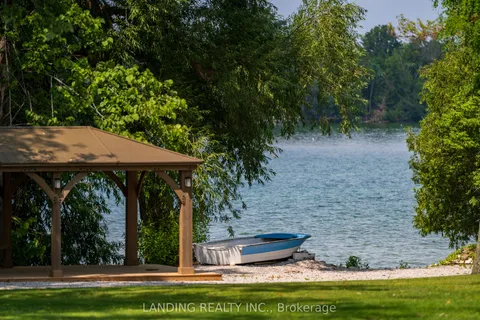 1000 Goffatt Island, ON L3V 6H7