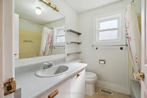 71 Geddes Crescent, ON L4N 7B1