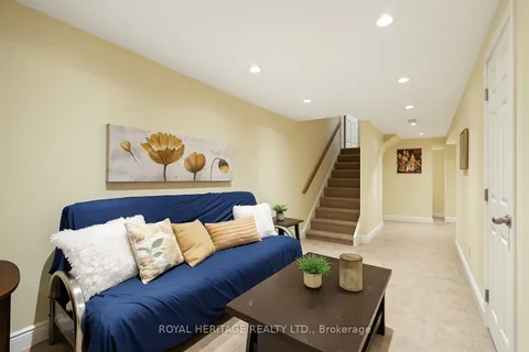 337 Ferndale Drive, ON L4N 9Y6