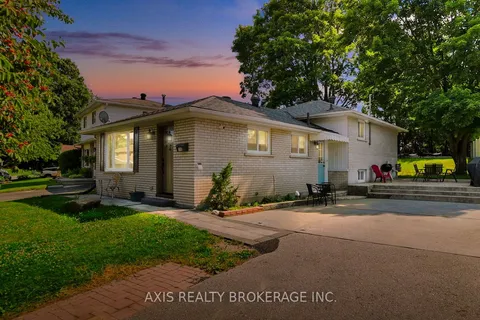 146 Woodland Drive, ON L4R 4E3