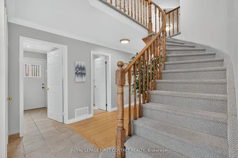 101 BROWNING Trail, ON L4N 6J4