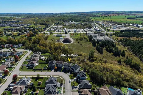 204 Lia Drive, ON L0M 1S0