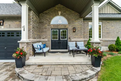 1 Topaz Court, ON L0L 2E0