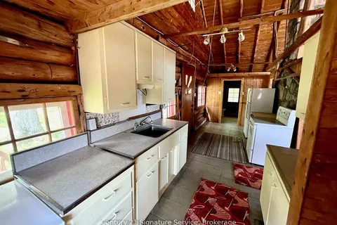 264 Robins Point Road, ON L0K 2A0