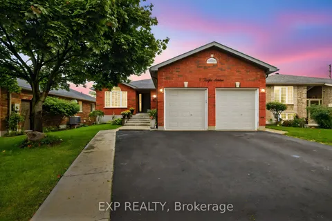 7 Pacific Avenue, ON L4M 7E7