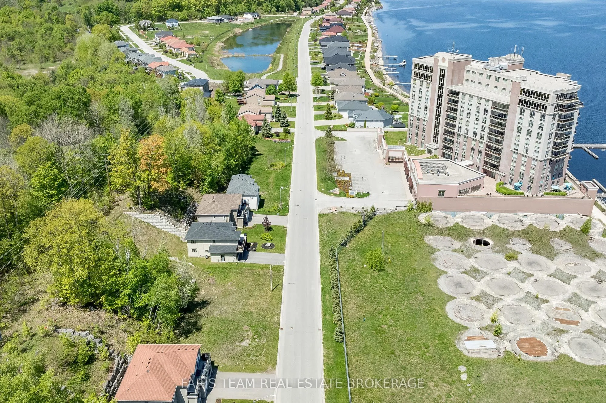 722 Aberdeen Boulevard, ON L4R 5P1