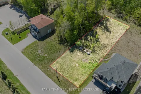 722 Aberdeen Boulevard, ON L4R 5P1