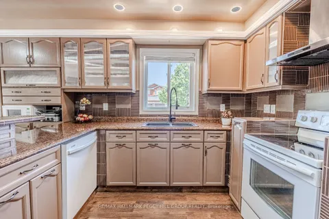 68 Coughlin Road, ON L4N 0L5