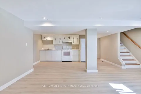 63 Davidson Street, ON L4M 3S2