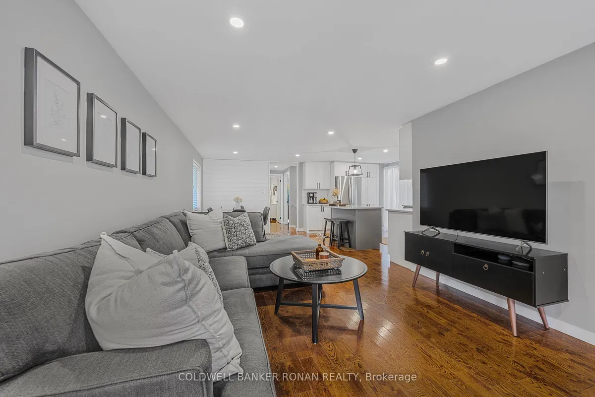 39 Ferguson Drive, ON L4N 7B5