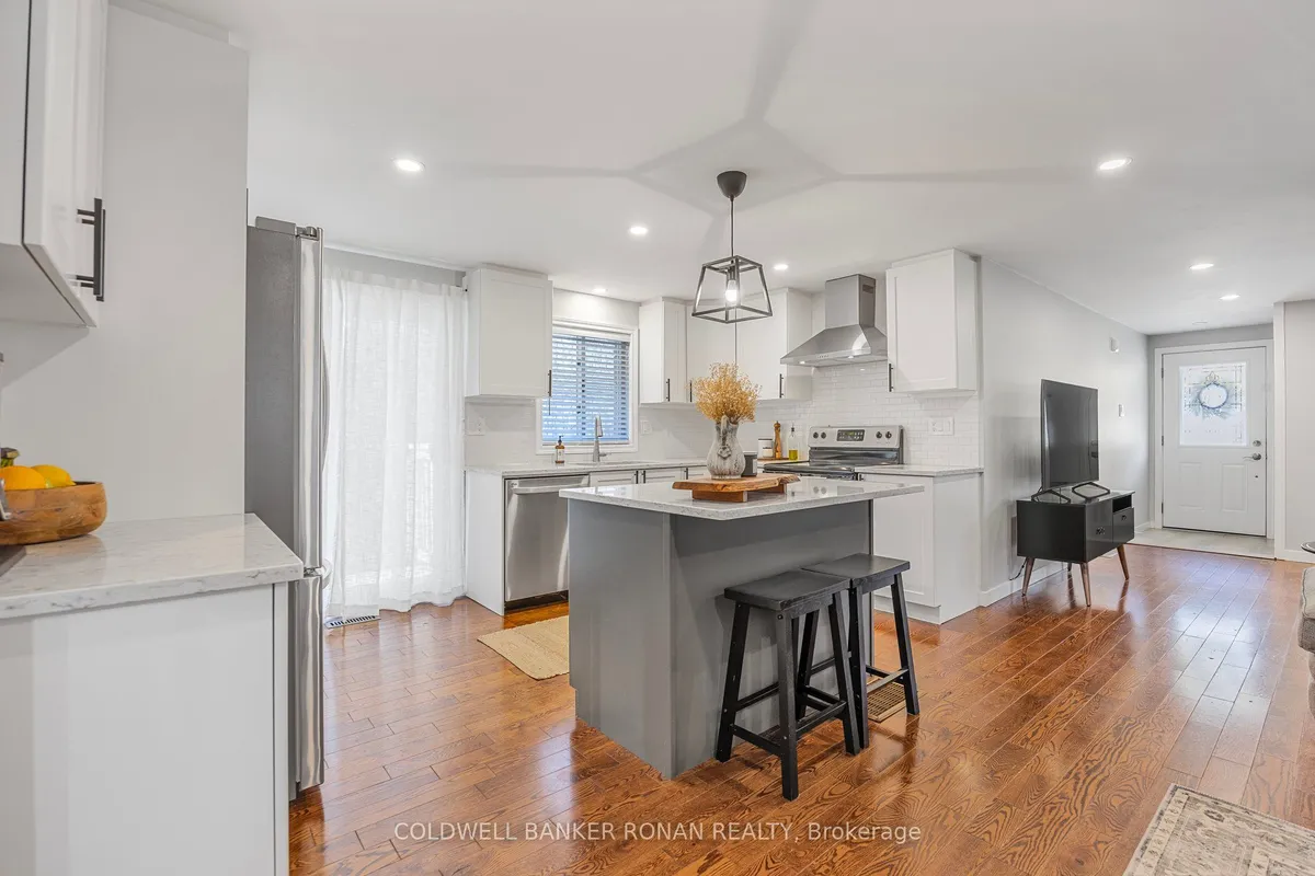 39 Ferguson Drive, ON L4N 7B5