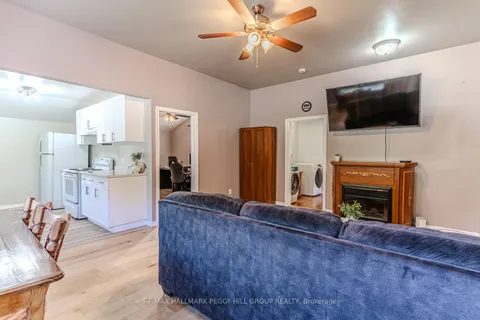 135 Sixth Street, ON L4R 3X5