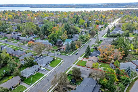 262 Duckworth Street, ON L4M 3X2