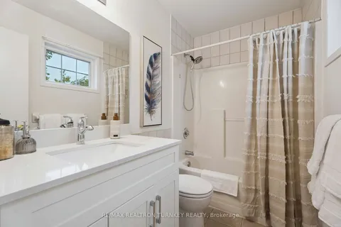 83 Pickett Crescent, ON L4N 8C1