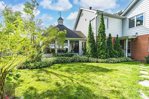 150 Collingwood Street, ON L4M 5M3