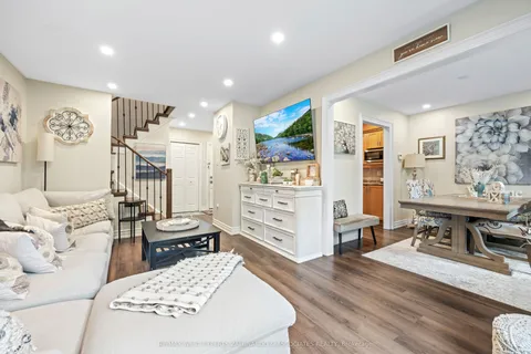 64 Wallace Drive, ON L4N 7E1