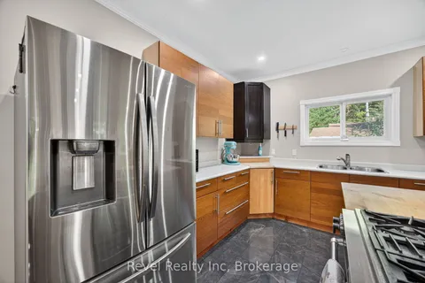 683 Lafontaine Road, ON L9M 0L6