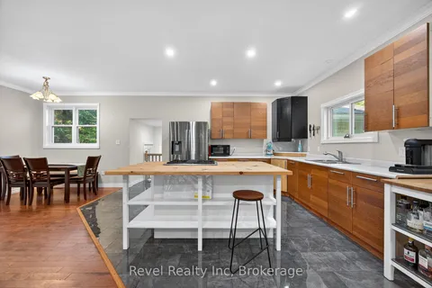 683 Lafontaine Road, ON L9M 0L6