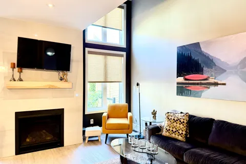 21 Lett Avenue, ON L9Y 0Z5