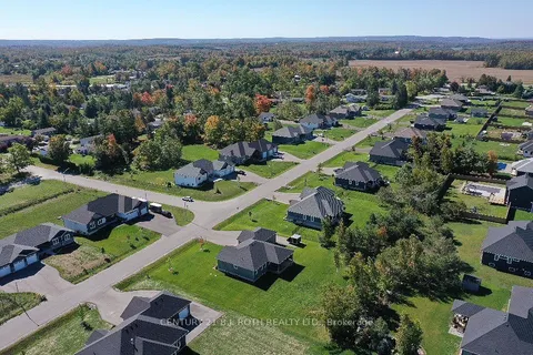 51 CHESLOCK Crescent, ON L3V 8N8