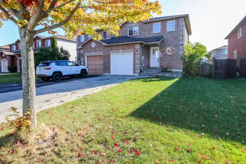 75 Larkin Drive, ON L4M 7B3