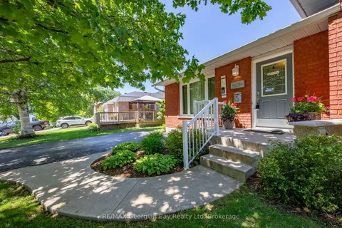 32 BONAVENTURE Place, ON L9M 1J3